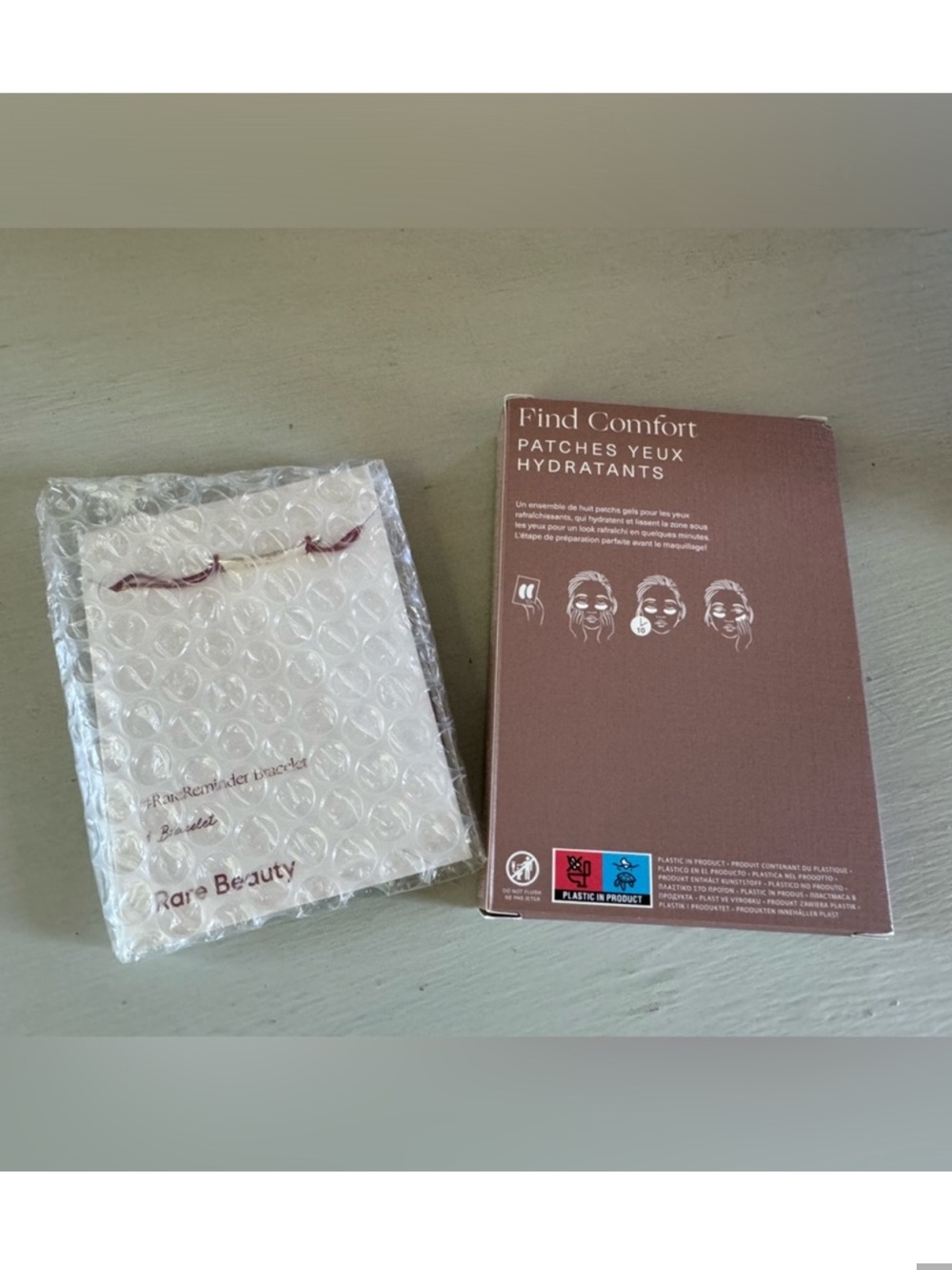 NWT Rare Beauty Find Comfort Hydrating Under Eye Patches + Bracelet